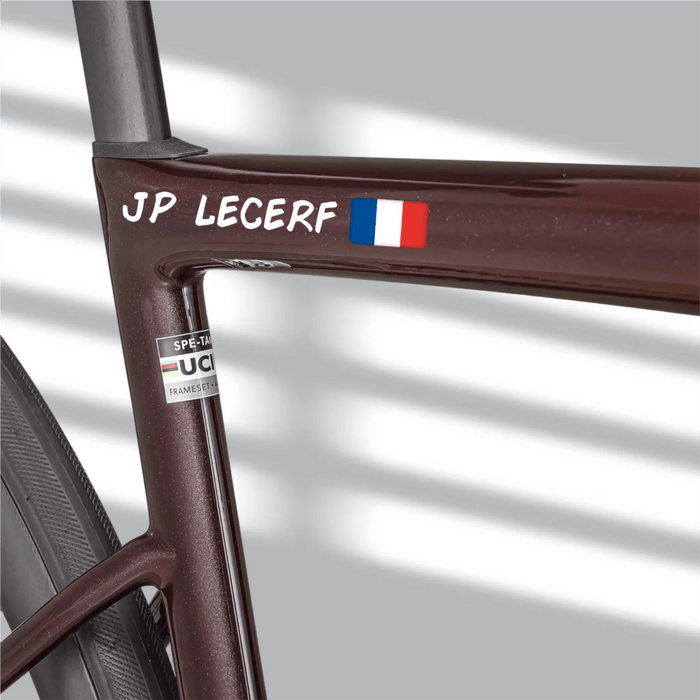 Sticker Autocollant Nom Drapeau Vélo sans fond typo 7